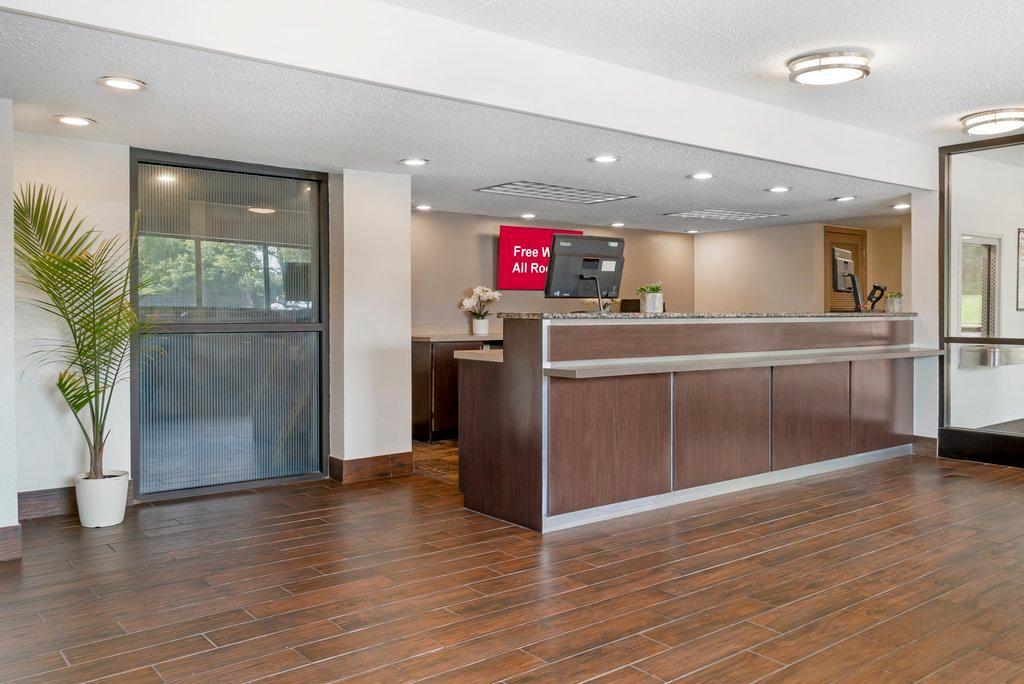 Red Roof Inn Detroit-Rochester Hills/ Auburn Hills Exterior photo